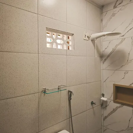 Nossa Hotel *
